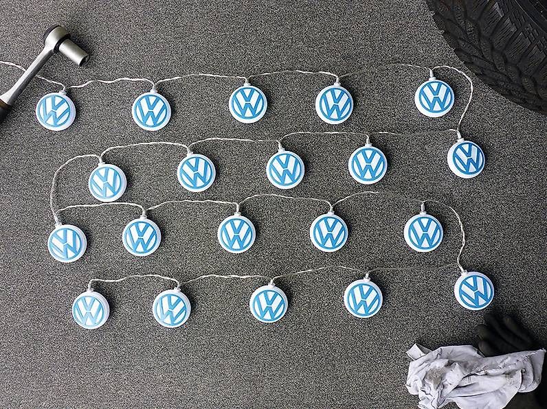 Ghirlande e barre luminose: Lichterkette VW Logo oder VW Bus – Usato da Altendorf venduto da Philipp82