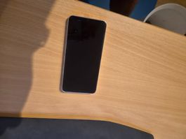 Samsung Galaxy S22 5G lavendel 256 GB mit Panzerglas