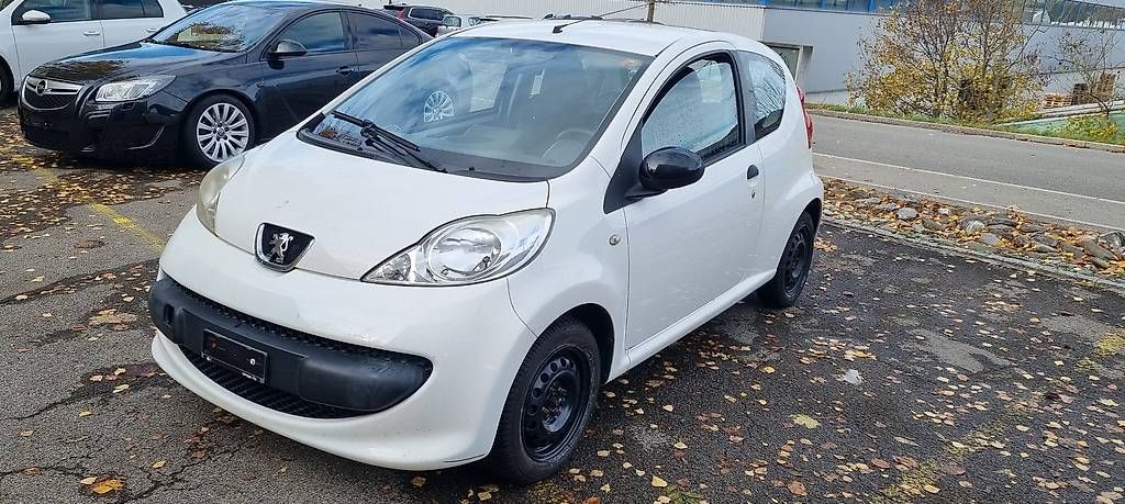 Automobili: PEUGEOT  107     MFK  5.  2026 – Usato da St. Gallen venduto da kratzki01 3