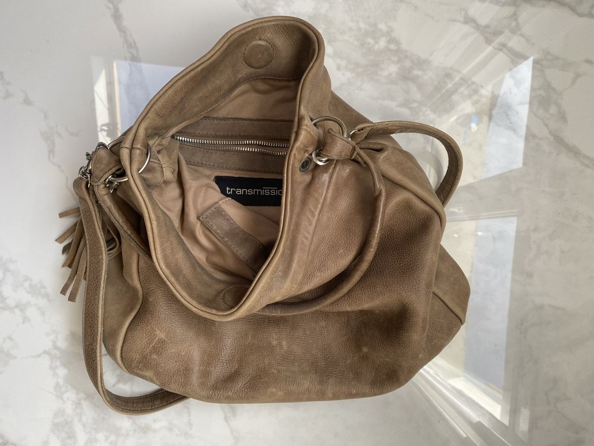 Borse da donna: Schöne Ledertasche von Transmission  – Usato da Estavayer-le-Lac venduto da Mimmy02 3