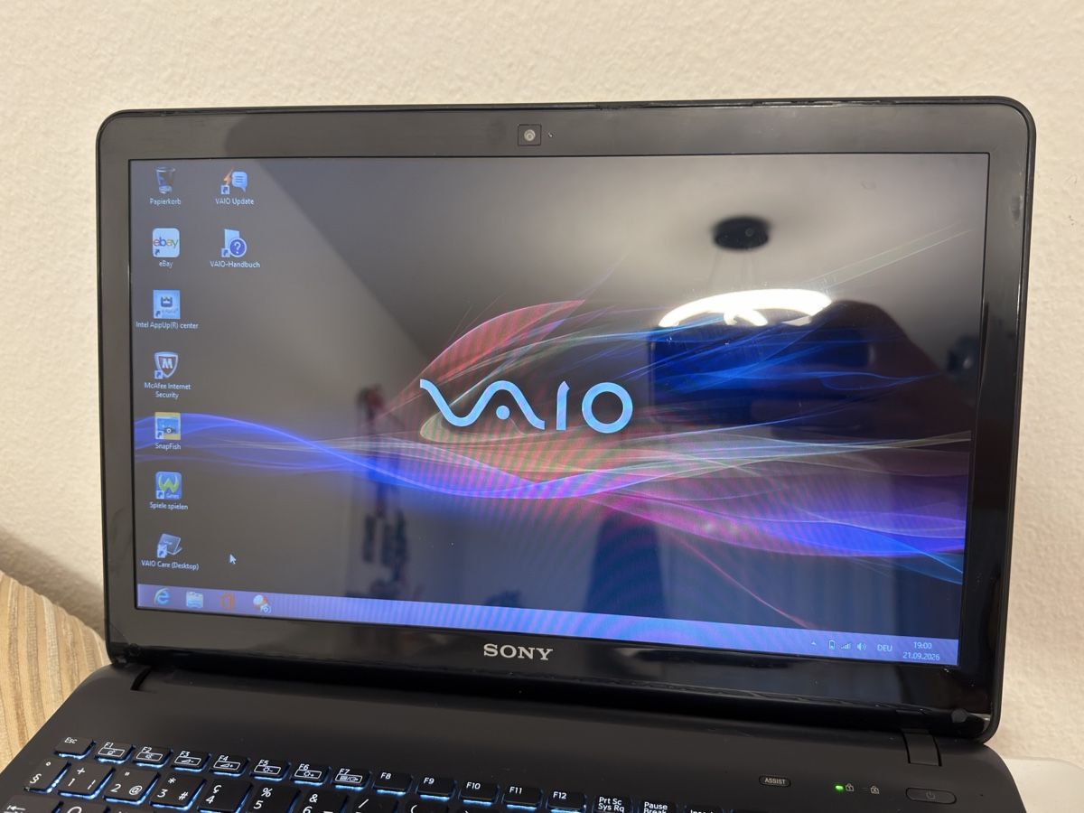 Vaio Notebook: Sony Vaio Laptop Intel Core i5 schwarz – Usato da Meilen venduto da inanilus93 5