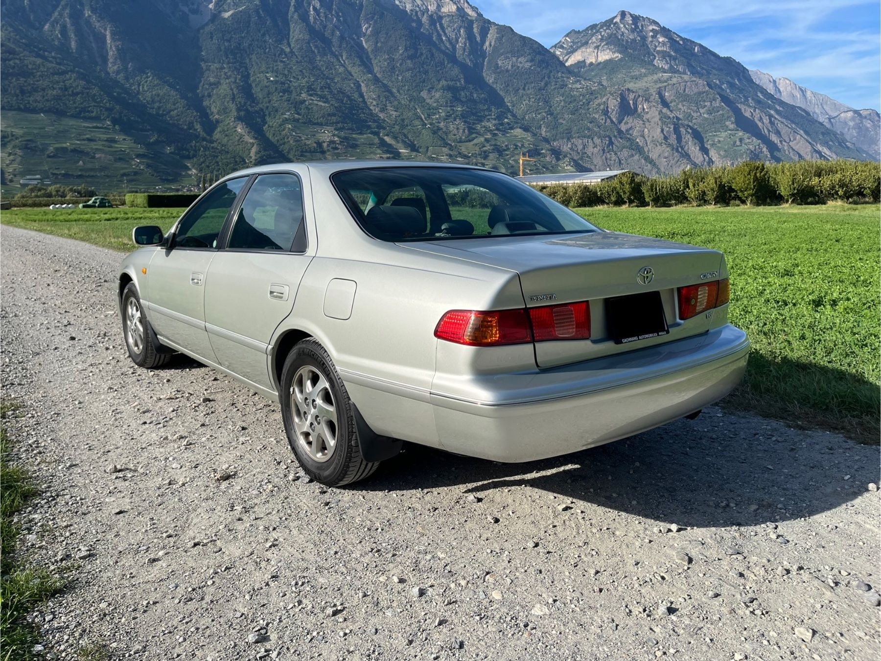 Toyota Automobili: Toyota Camry 3.0 v6 – Usato da Aproz (Nendaz) venduto da che_dn5d 3