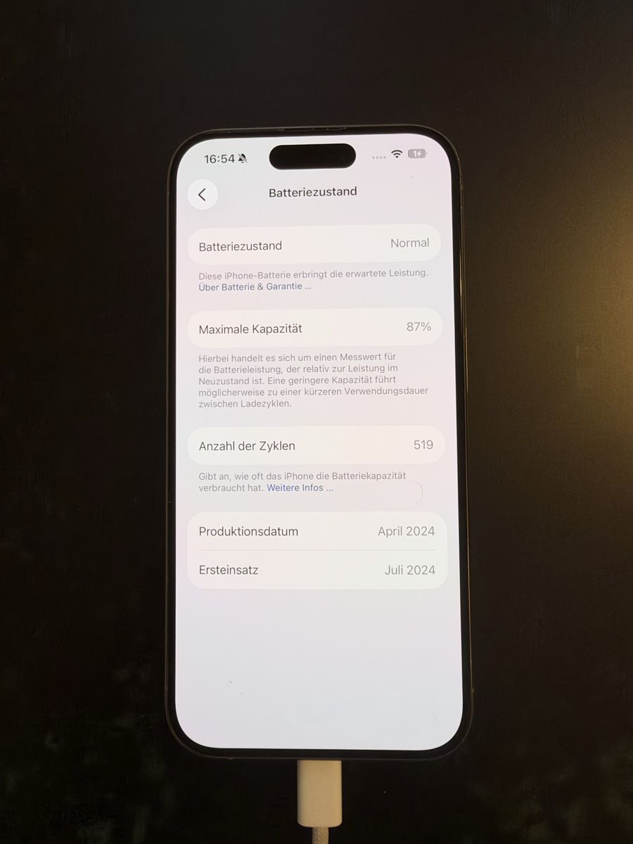 Apple Handys / Smartphones: iPhone 15 Pro, Natural Titanium, 128GB – Gebraucht aus Erlen von PabloPedron 4