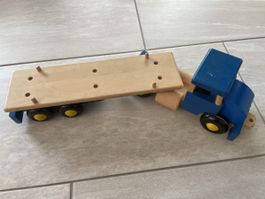 Spielzeug Lastwagen aus Holz