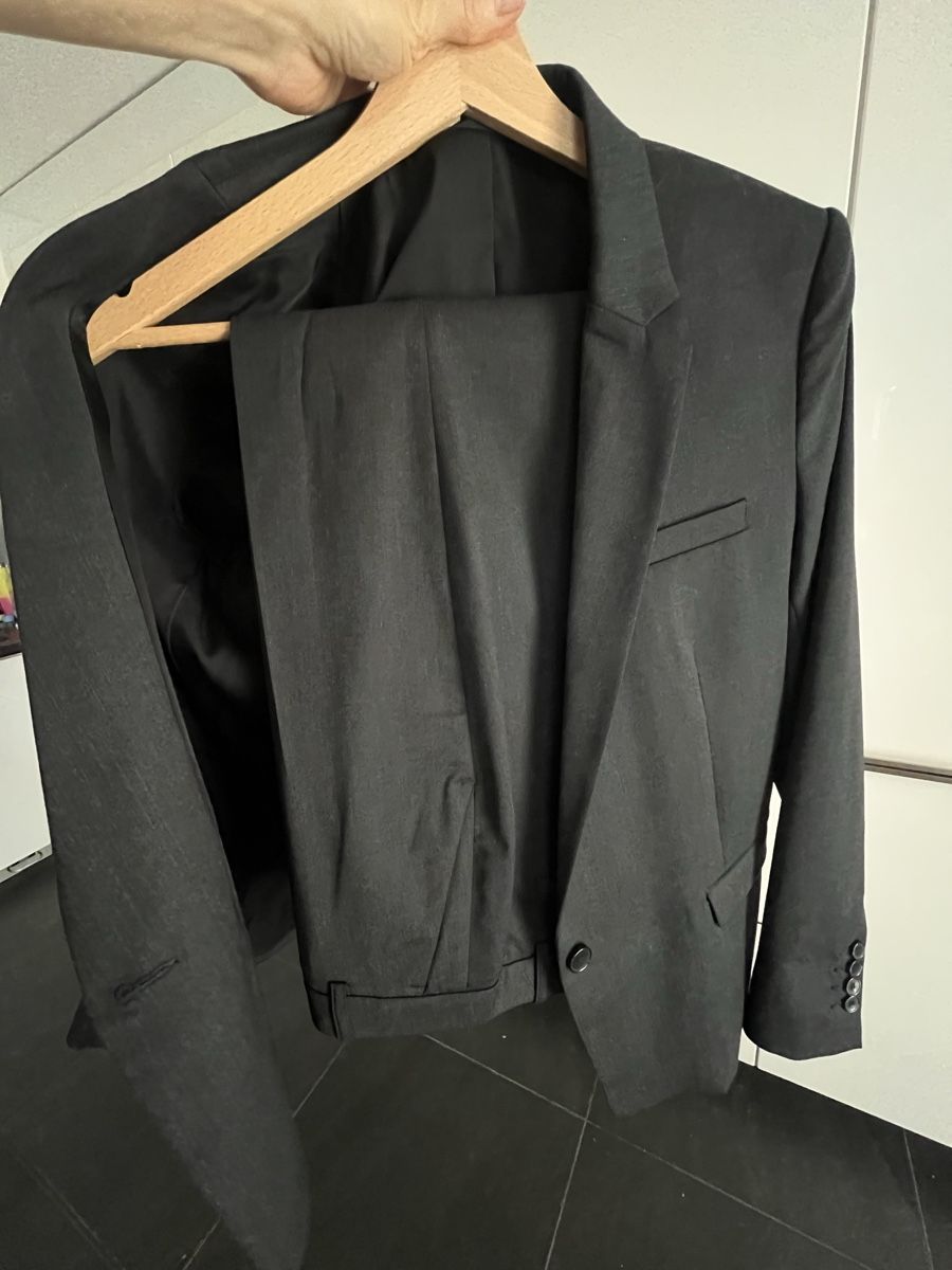 Kooples Completi & Tailleur: Ensemble tailleur The Kooples anthracite 36/34 – Nuovo (secondo la descrizione) da Bernex venduto da Flyingmeloon 1
