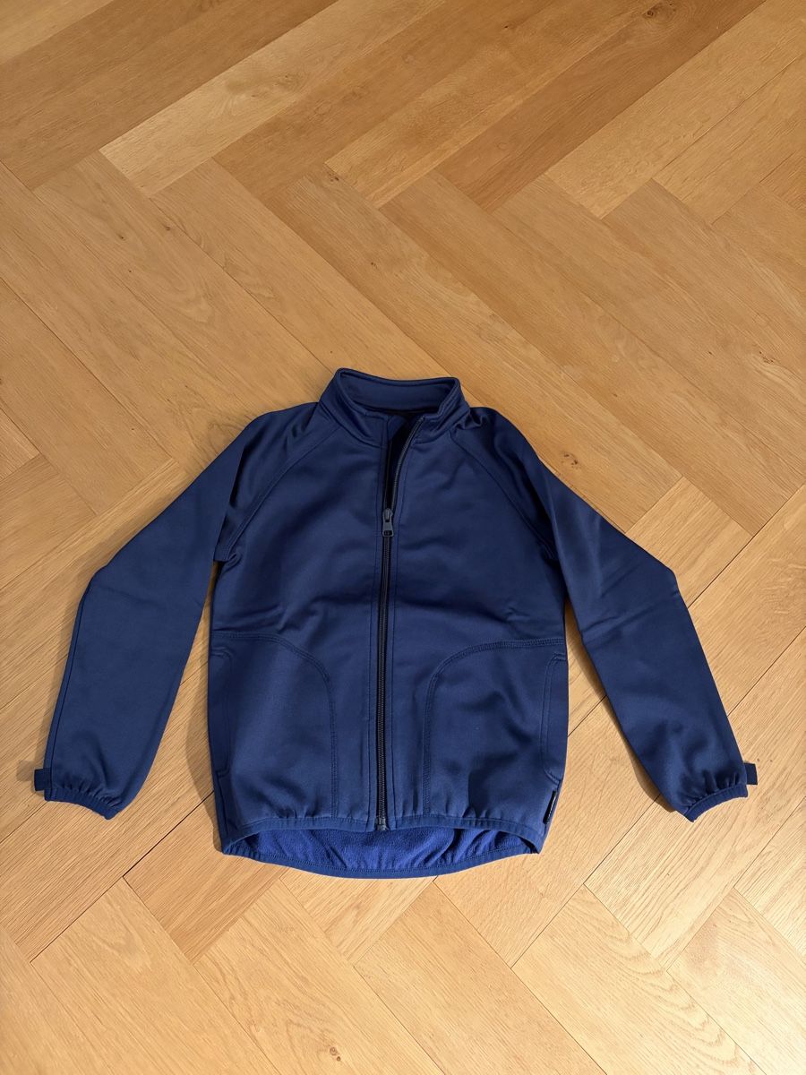 Reima Giacche & Cappotti: Reima Mid Layer Softshell Jacke Grösse 122 – Usato da Aarau venduto da Sasa75