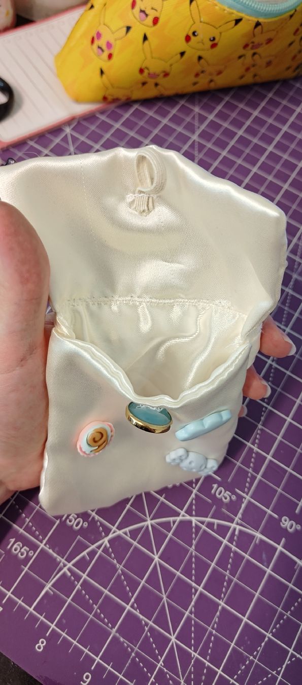 Borse da donna: Kleines Täschli – Usato da Schwerzenbach venduto da VityaCrafts 1