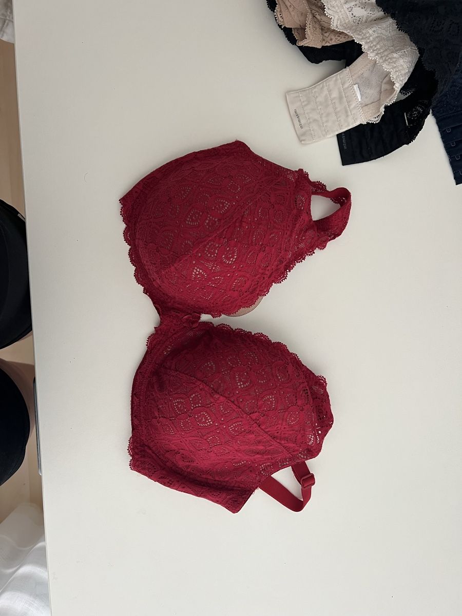 Intimissimi Altra biancheria intima: 6x intimissimi BHs – Usato da Vinelz venduto da anj_7l5h 1