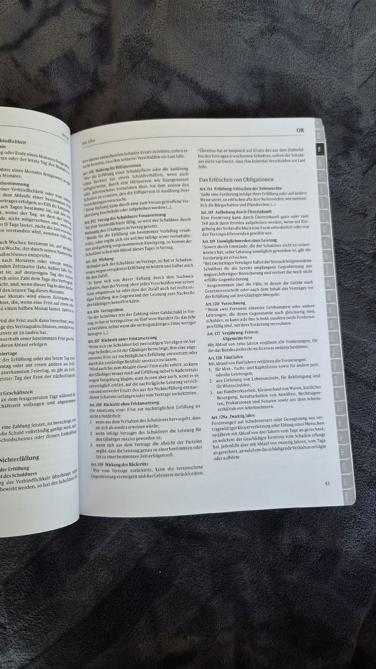 Bücher: Gesetztestexte 2025/2026 – Neu (gemäss Beschreibung) aus Egg b. Zürich von cey_j7ts 2