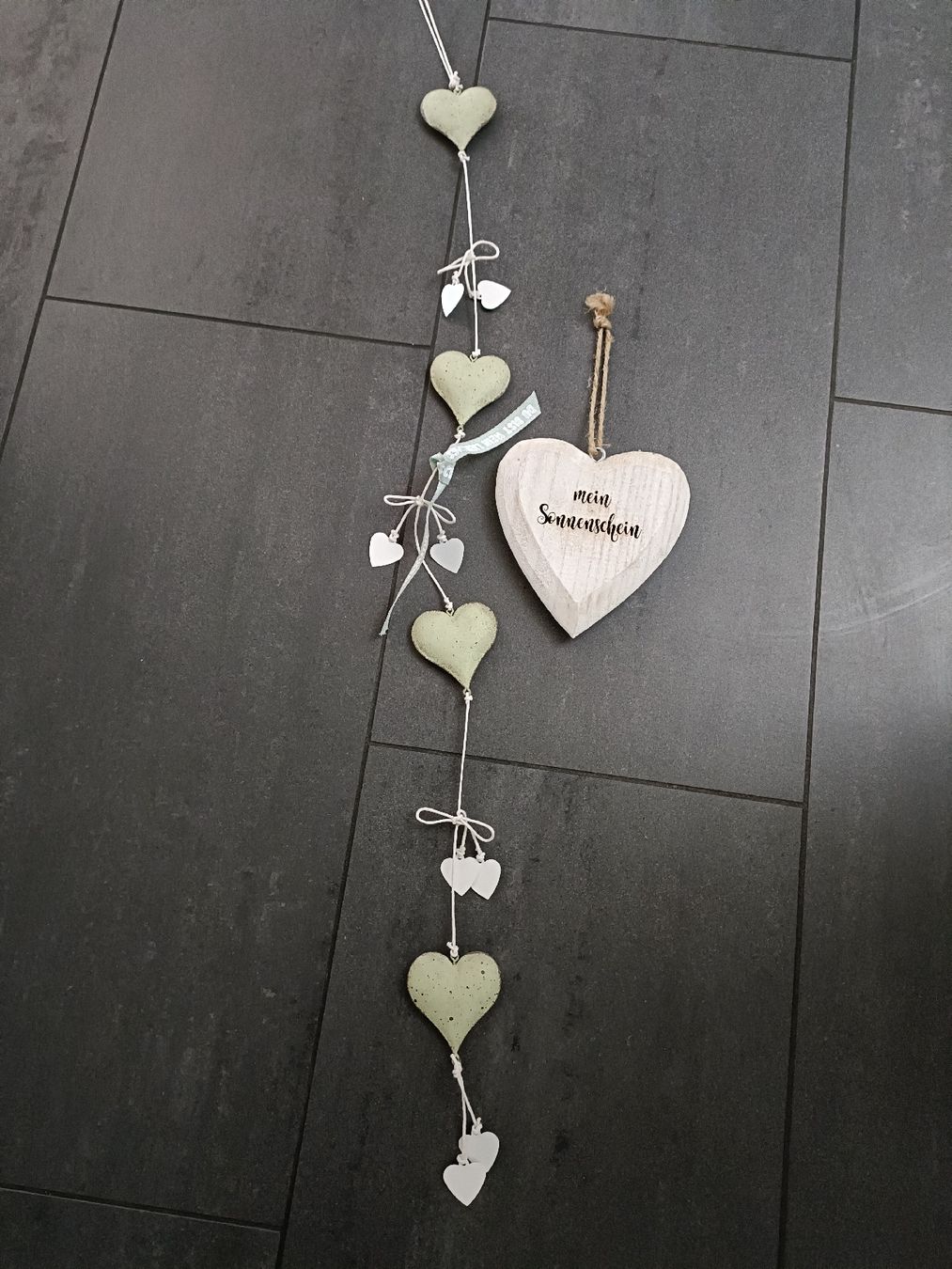 Tutte le decorazioni: Herz Deko / Geschenke – Nuovo (secondo la descrizione) da Gossau SG venduto da scania1509