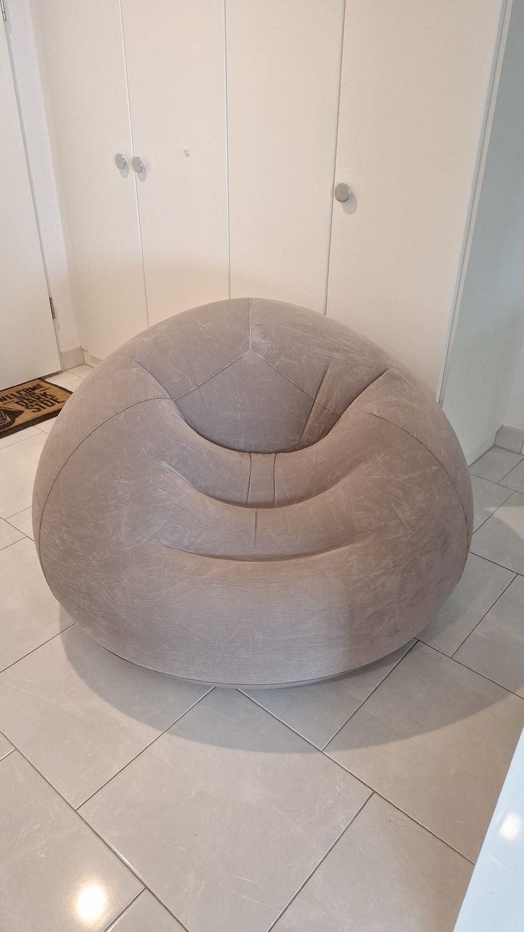 Sessel: Aufblasbarer Sessel und Hocker – Gebraucht aus Zuerich von Ganz