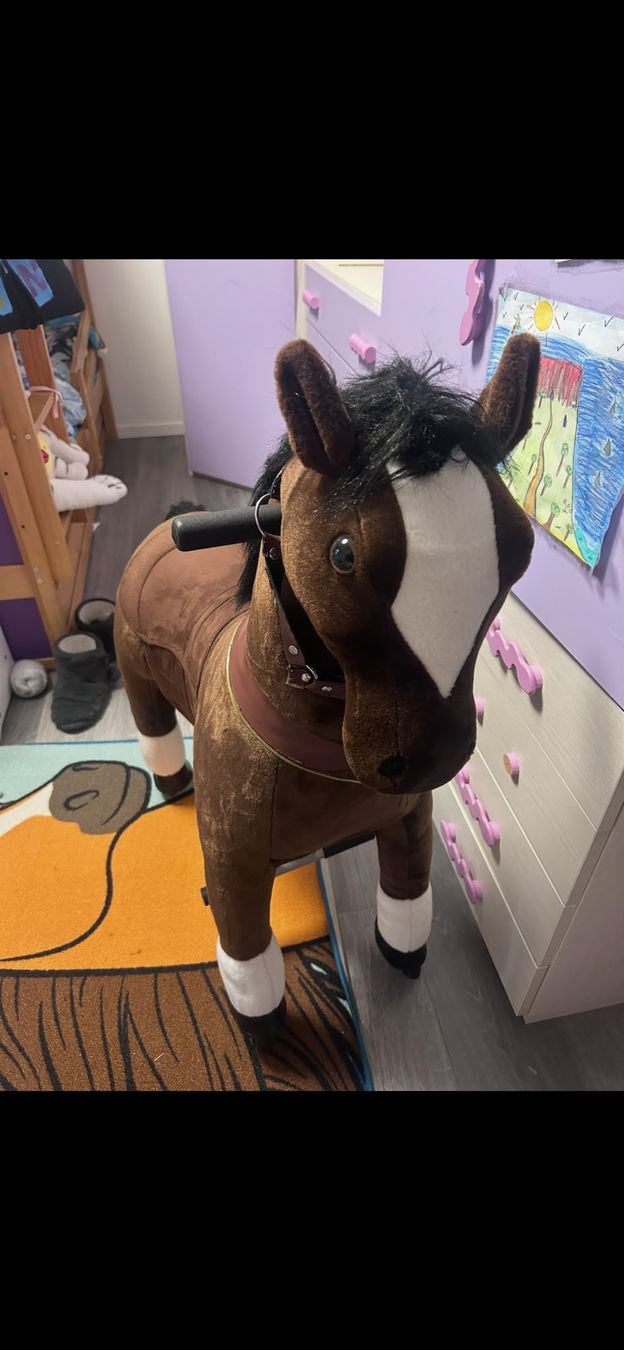 Jouets: cavallo giocattolo cavalcabile – D'occasion à Taverne par rom_wt58 1