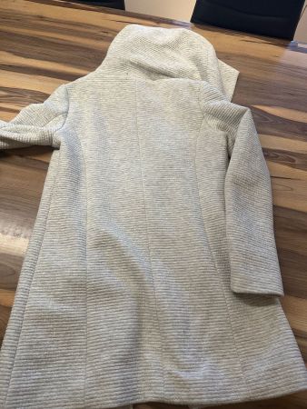 Übergangsjacke ONLY, Grösse S, Top Zustand Grau/Beige