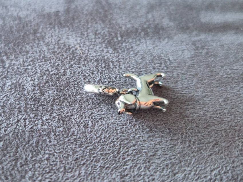 Pendentifs: Silber Charm Hund +Garantie – Neuf (Voir description) à Rotkreuz par Carbone_Bijou-Shop 1