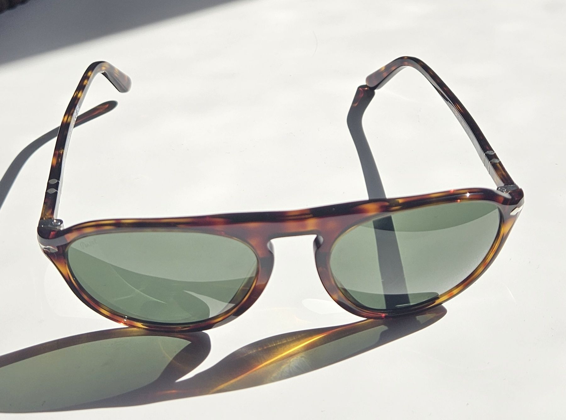 Persol Lunettes & Verres: Italienische Designer Sonnenbrille Persol mit Etui – Neuf (Voir description) à Affoltern am Albis par Ascot8 1