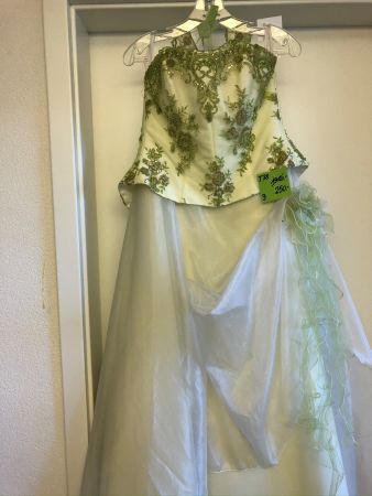 Ensemble de mariée ou autre 2 pièces neuf