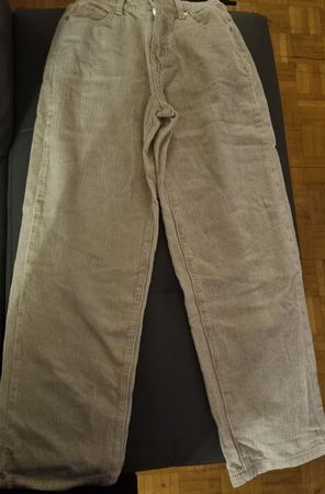 Trendy Cordhose beige, Grösse XS, neuwertig!
