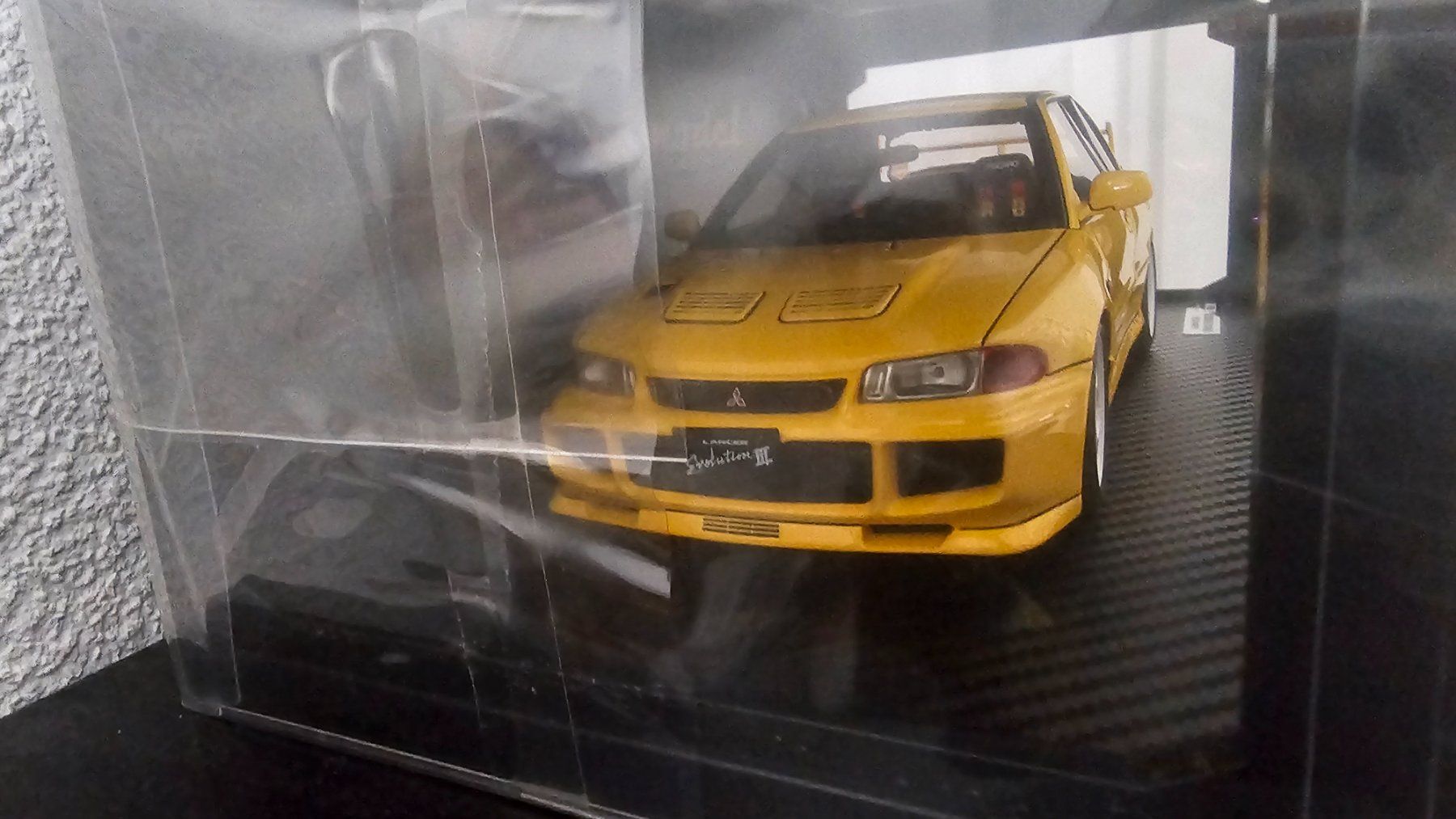 Mitsubishi Modellautos: Mitsubishi Evo 3 ignition model 1/18 – Neu und originalverpackt aus Grenchen von Giru.v