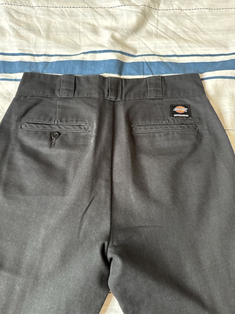 Dickies Hosen: Pantalons Dickies Noir taille W28 – Gebraucht aus  von  7