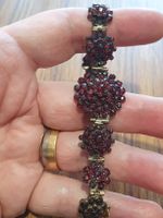 Traumstück: Historismus um 1850/70 Böhmisches Granat Armband