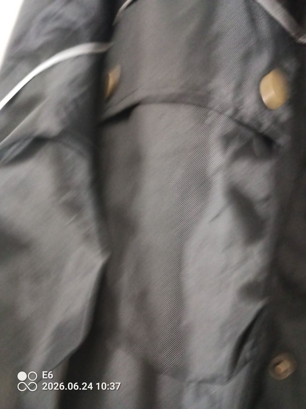 Giacche: Sportliche Regenjacke Grösse: M – Usato da Zürich venduto da Mitzi6 4
