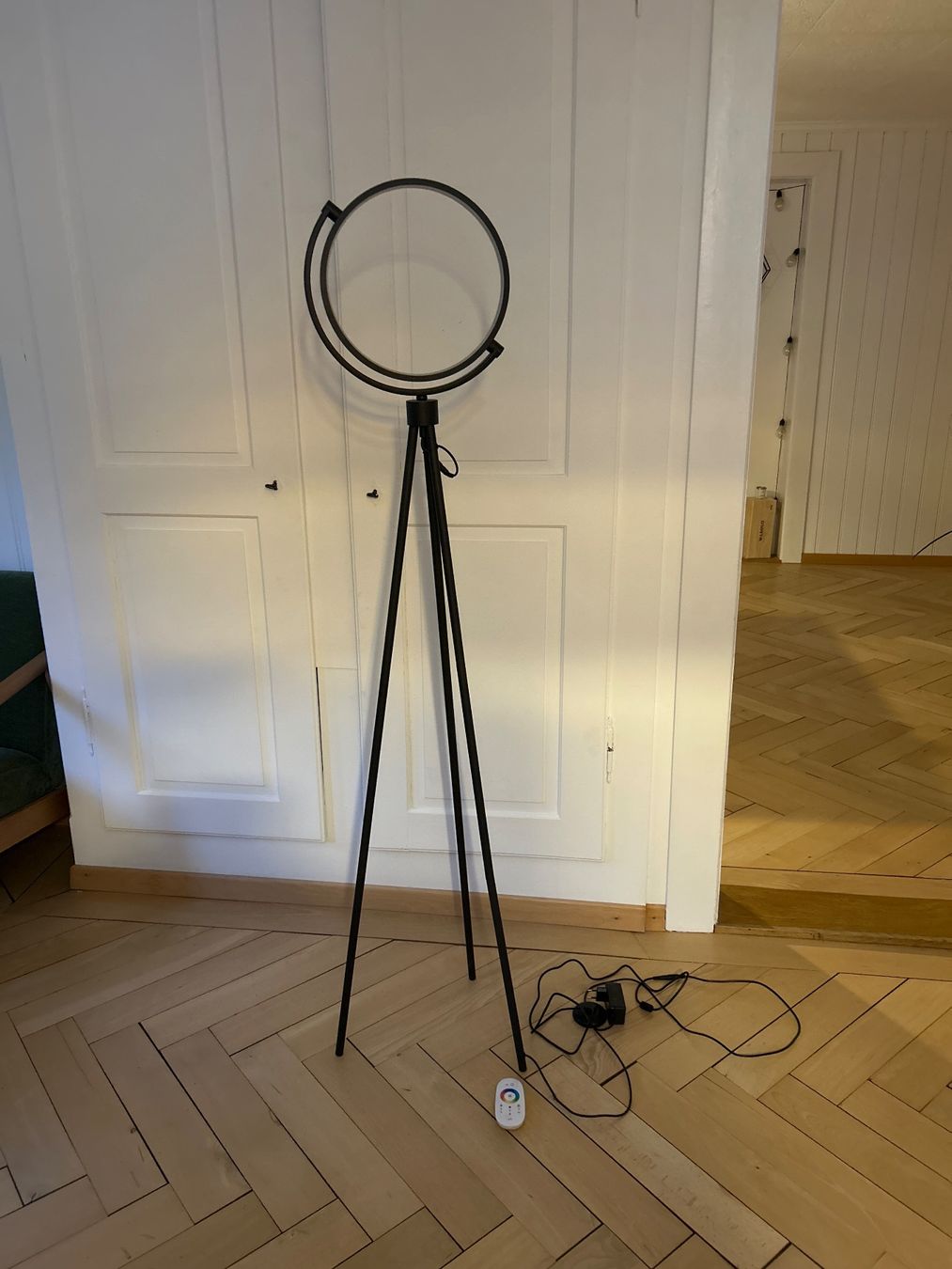 Lampen: Stehlampe Halo – Gebraucht aus St. Gallen von jos_2y7f