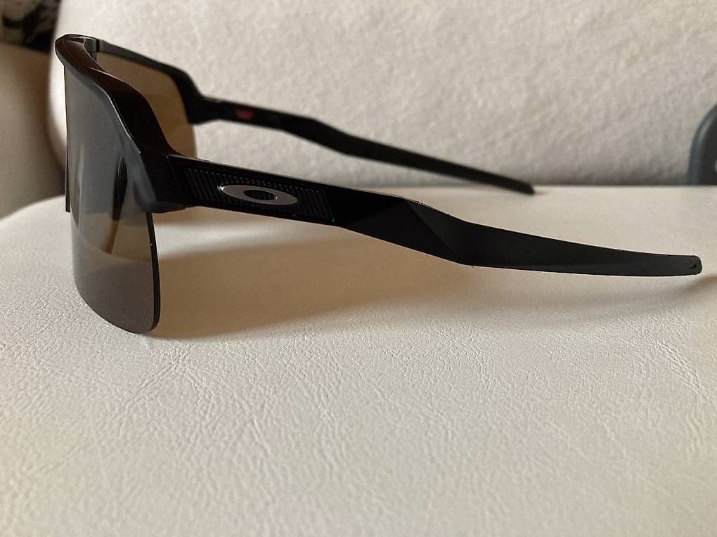 Occhiali & Lenti: Oakley Sutro lite – Usato da Vinzel venduto da PFrancet 3