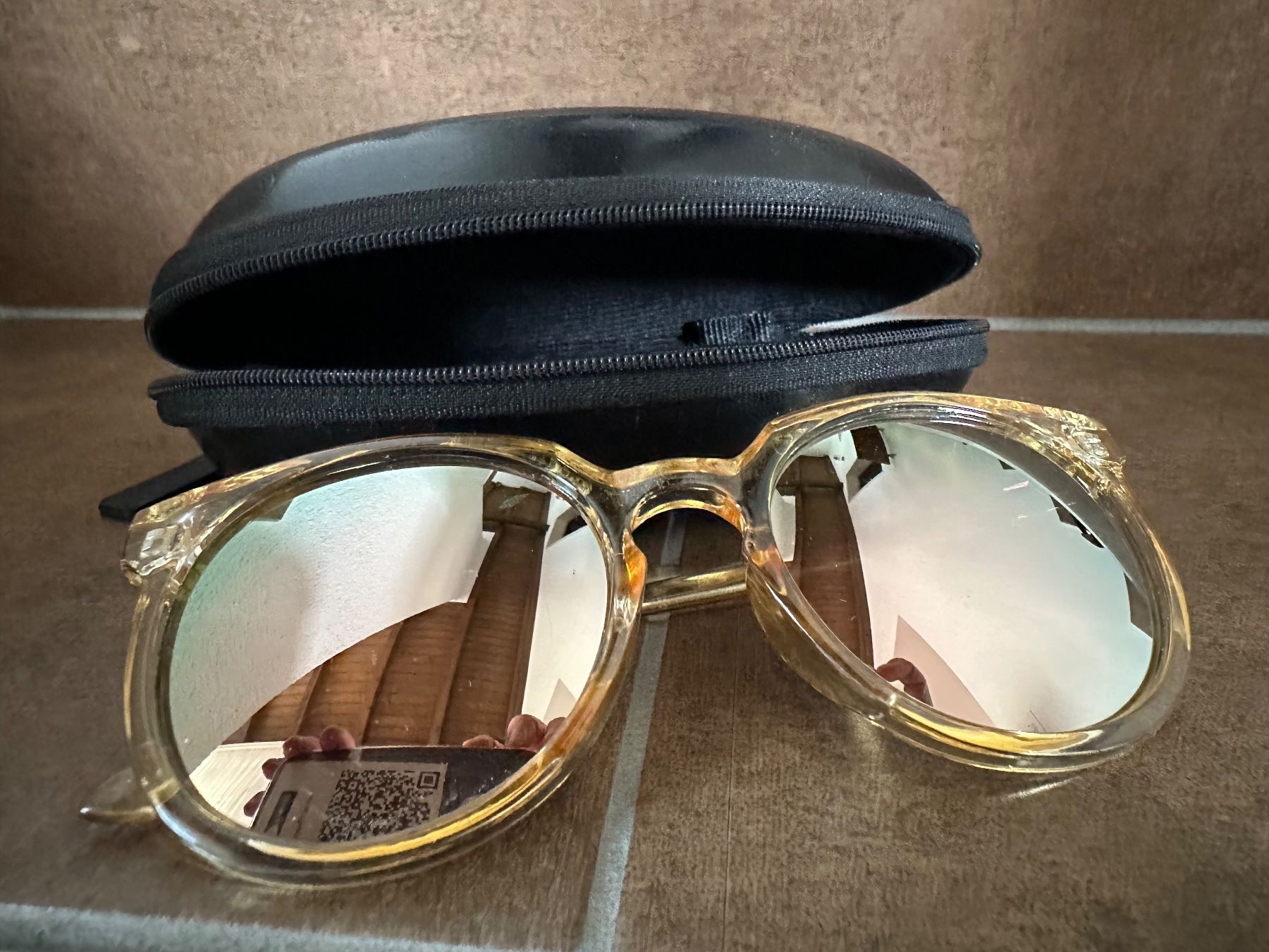Brillen & Gläser: Tolle Sonnenbrille aus Japan – Gebraucht aus Otelfingen von esmeralda1978 1