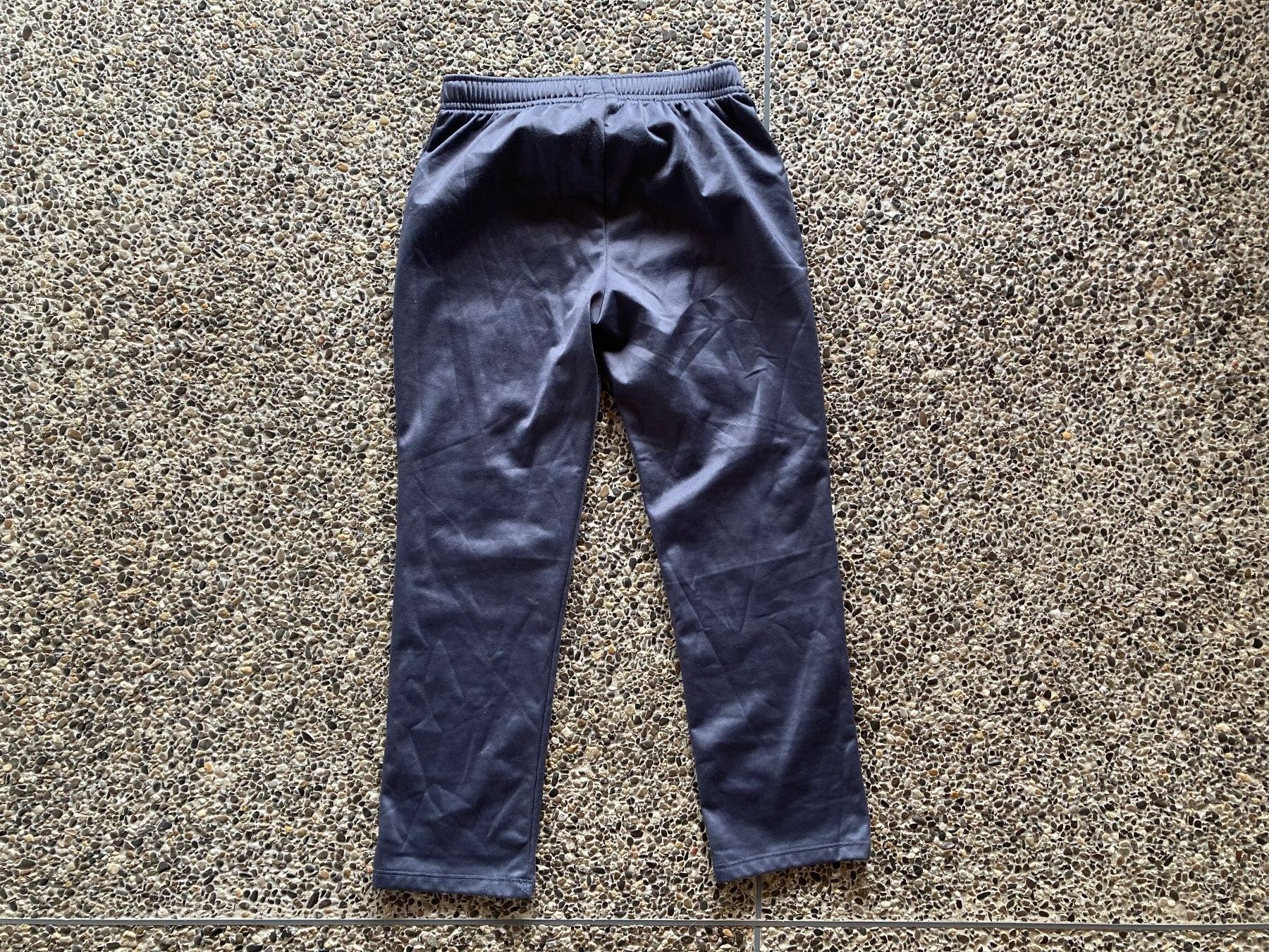 Pantaloni: Trainerhose, Hose, Jogginghose, Gr. 122/128 – Usato da Aetingen venduto da Nadinsky 2