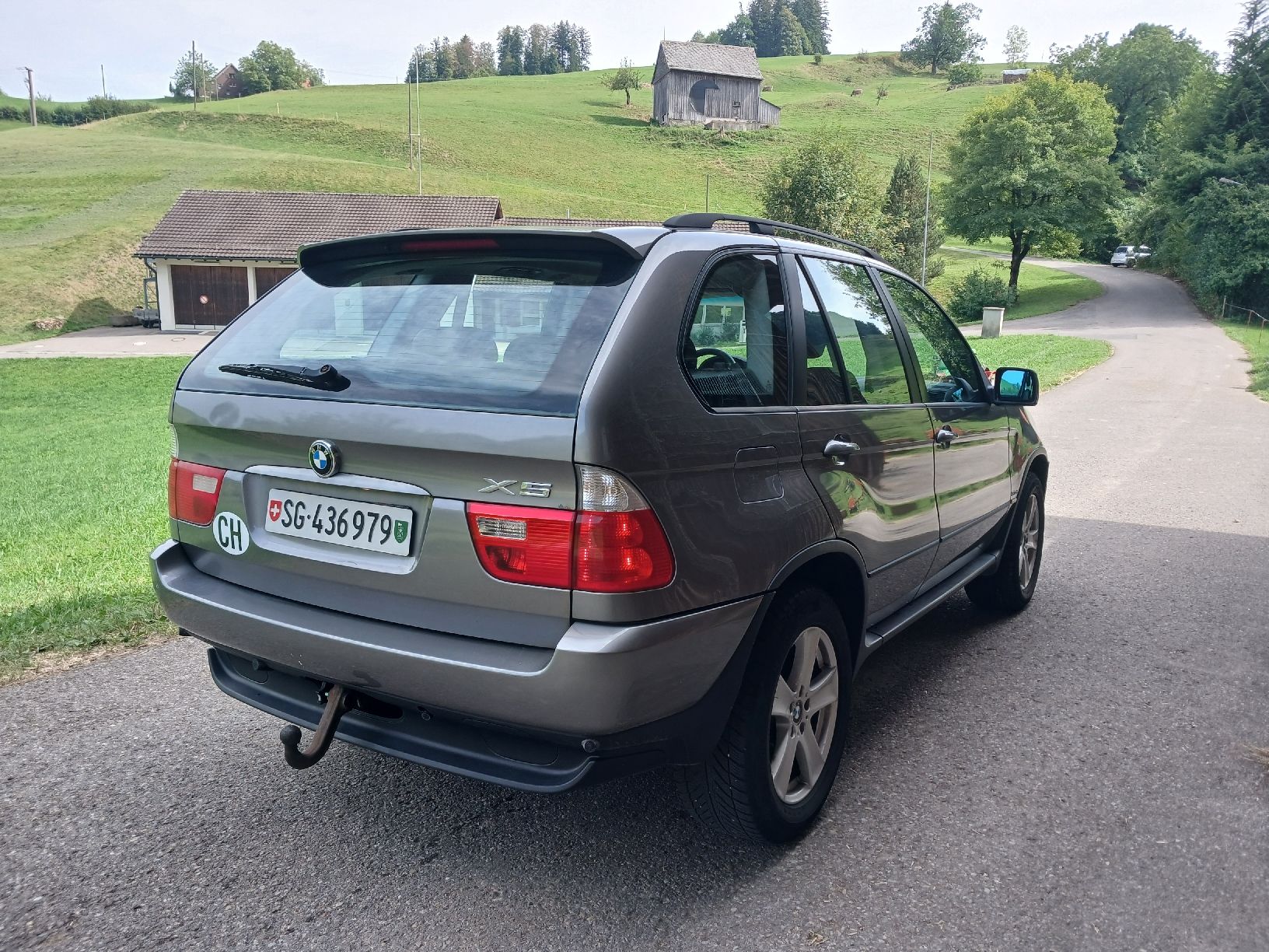 BMW Automobili: BMW X5 3d ab Mfk – Usato da Krinau venduto da P.grob 3