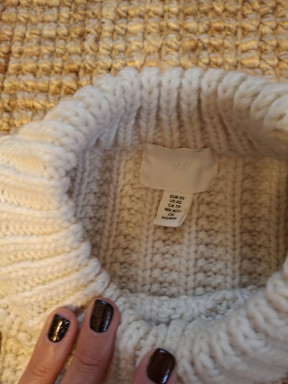 H&M Maglioni & Felpe: Pull à grosses mailles et franges H&M XS – Usato da Lausanne venduto da Cognitia 1