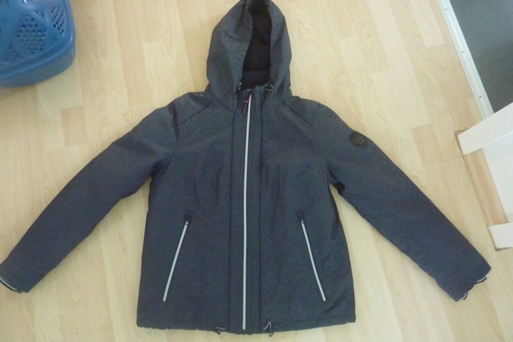 Windbreaker von Cecil M (Gebraucht) in Langendorf für CHF 10 – mit