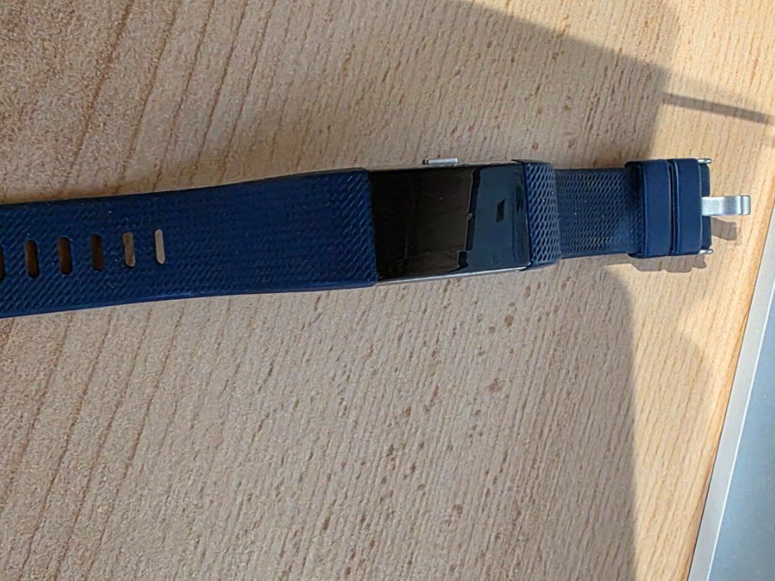Fitbit Smartwatch: Fitbit Charge 2 – Usato da Schüpfen venduto da Edelprinz