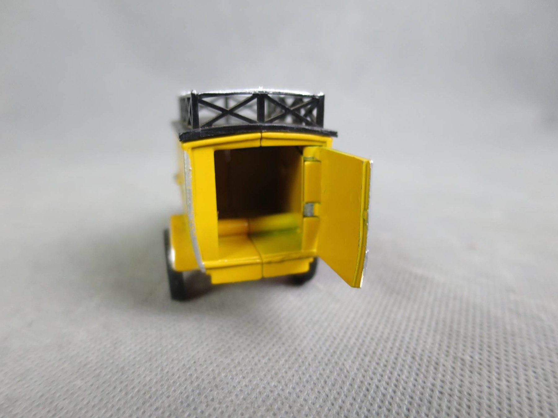 Modellini d'auto: Dreirad-Transporter, gelb – Usato da Zürich venduto da 1.Simon 5