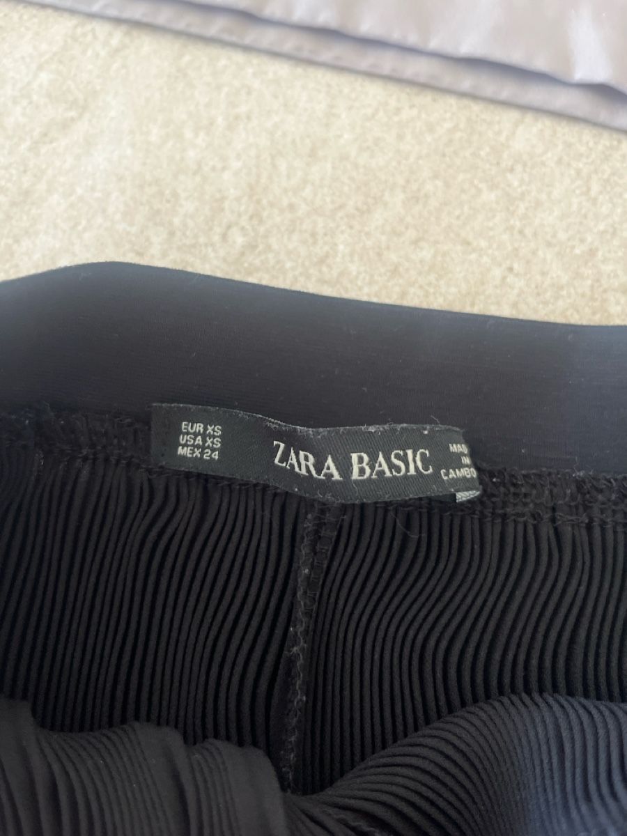 Zara Lotti di vestiti: Culotte Set (XS) – Usato da Watt venduto da Stephsch3 3
