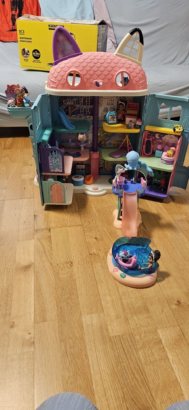Case e mobili per bambole: Gabbys Dollhouse – Usato da Neuhausen am Rheinfall venduto da pin_9fgb 4