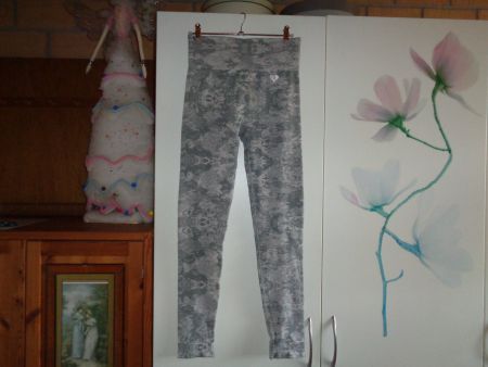 *** coole Sport Leggins *** / Grautöne