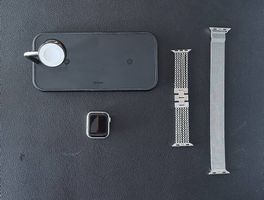 Apple Watch 4 (42 mm)
