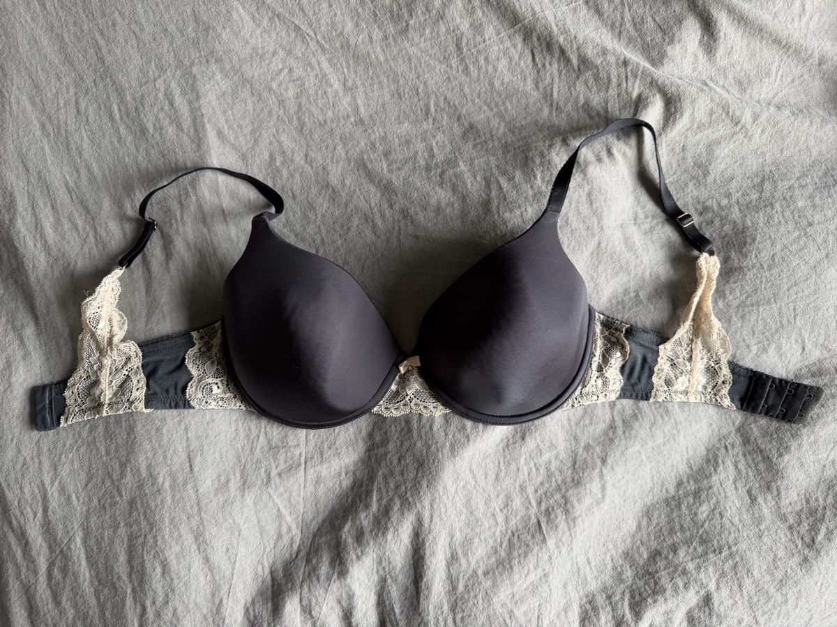 Altra biancheria intima: BH Beldona 75d – Usato da Münsingen venduto da Lop.