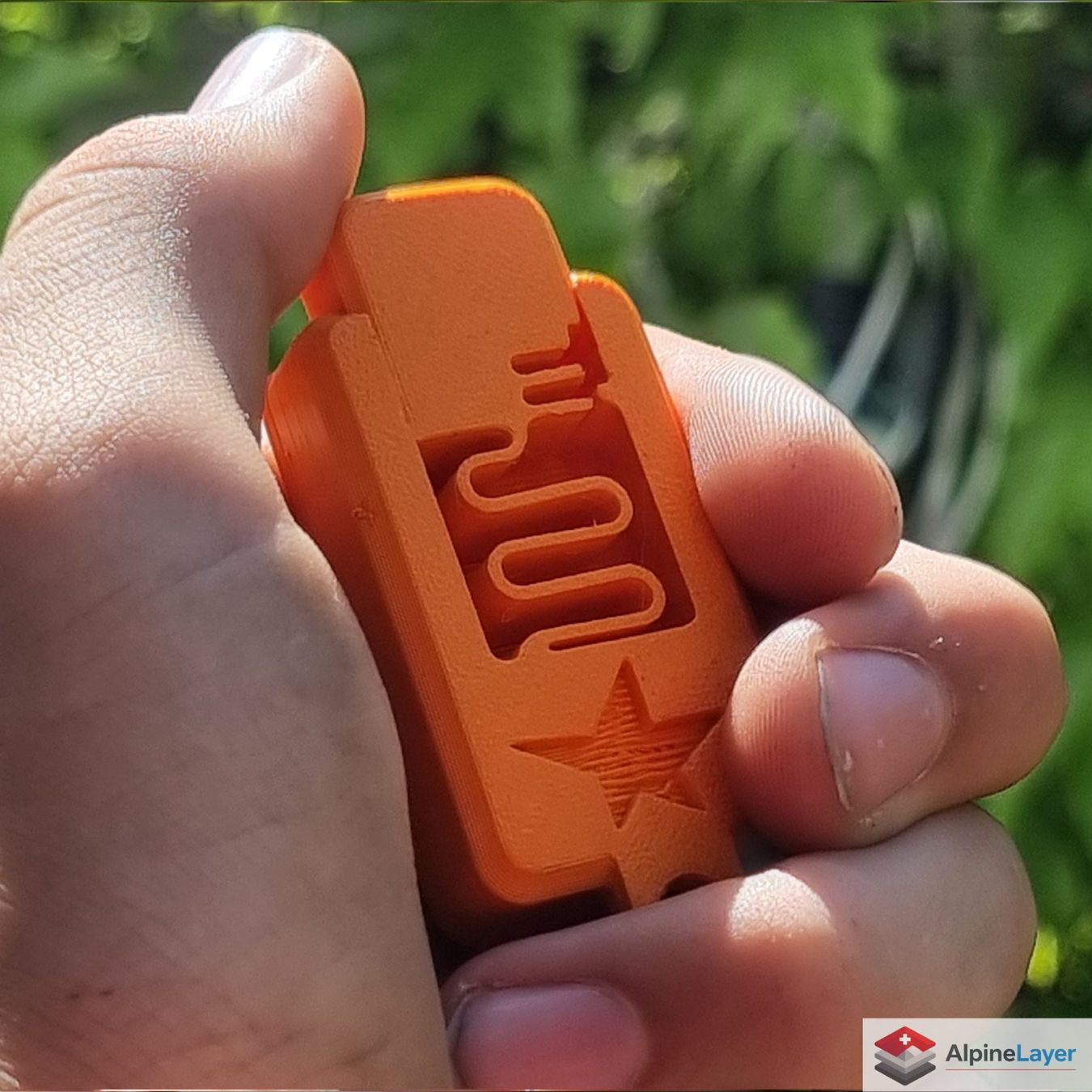 Giochi: Antistress Button Click Fidget Toy 3D Printed Orange – Nuovo (secondo la descrizione) da Losone venduto da AlpineLayer