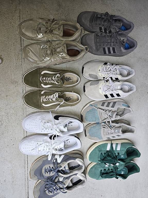 Scarpe da uomo: Diverse Schuhe/Snekaer 44/45 – Usato da Solothurn venduto da gaming1975