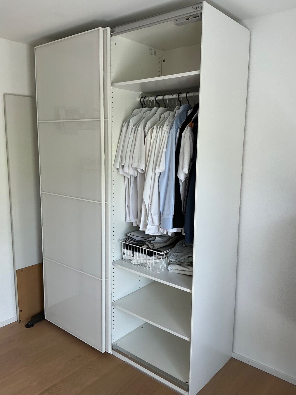 Armadi: Kleiderschrank – Usato da Muhen venduto da inf_n255 1