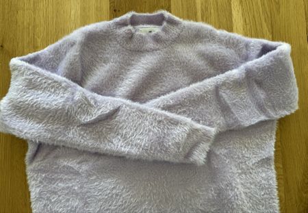 Mango lavender color sweater