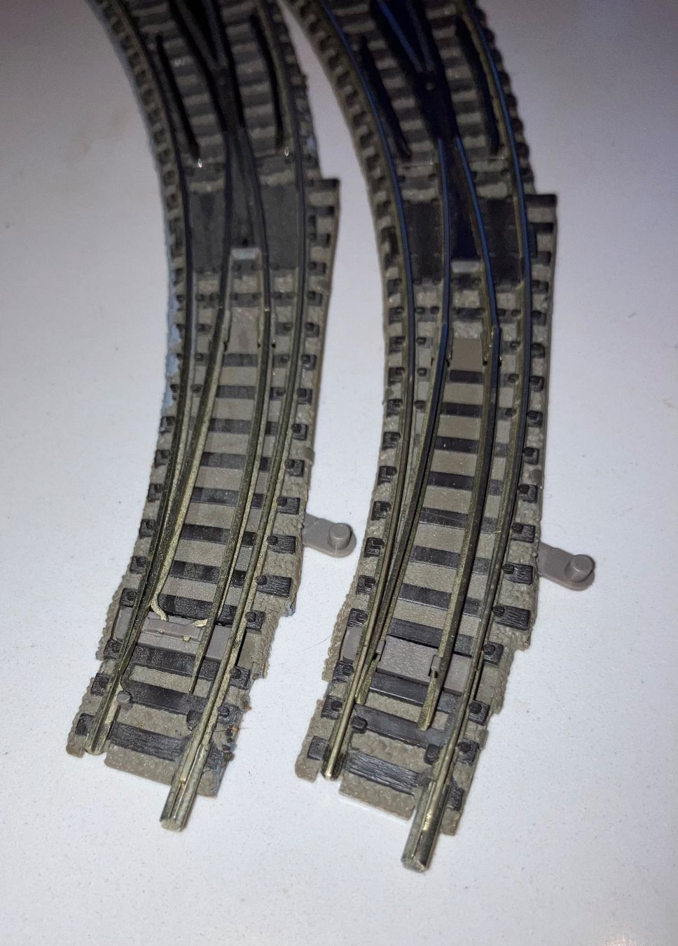 Fleischmann Modellini di ferrovie: (3) 2 aiguillages courbes Fleischmann – Usato da Dompierre VD venduto da immorentes 1