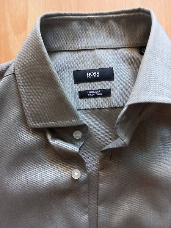 Hugo Boss Camicie: Herrenhemd von BOSS – Usato da Belp venduto da Efflux 1