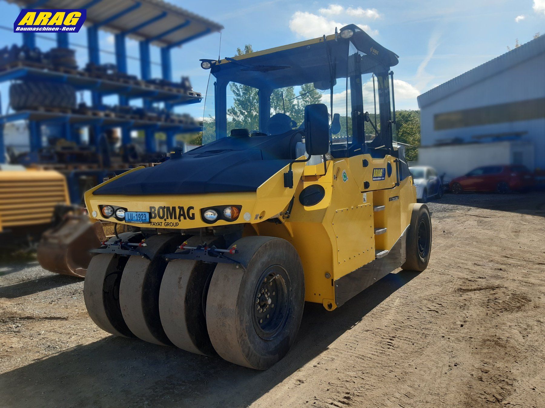 Bomag Tutte le macchine: Bomag BW28RH Gummiradwalze – Usato da Hasle LU venduto da Arag08 2