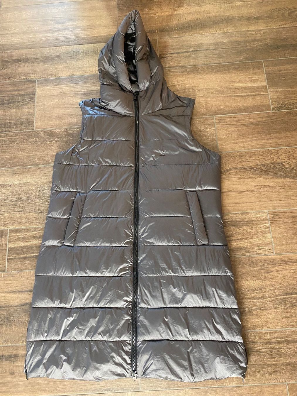 Gilets & Westen: Mona Lisa Gilet Steppweste Gr. 48/50-52 – Gebraucht aus Arlesheim von san_w9vr