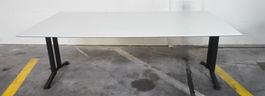 Moderner grosser weisser Tisch ca. 200 x 73cm  S356