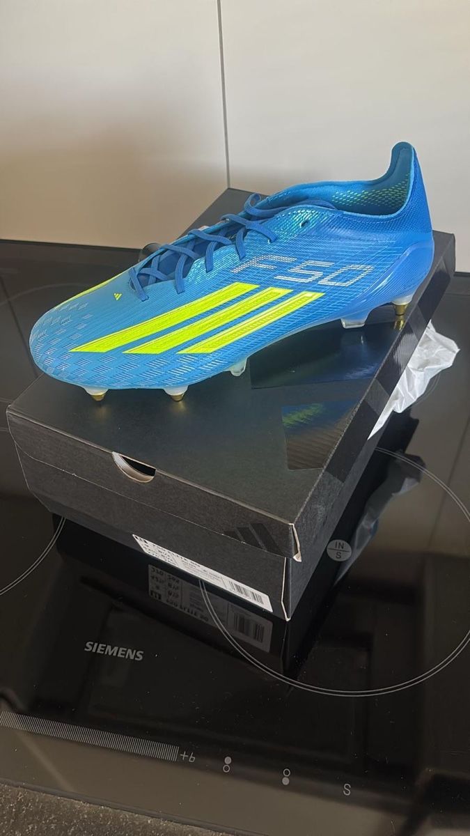 Scarpe da uomo: Adidas Fussballschuhe – Nuovo e nell'imballaggio originale da Roggwil BE venduto da Oneit81