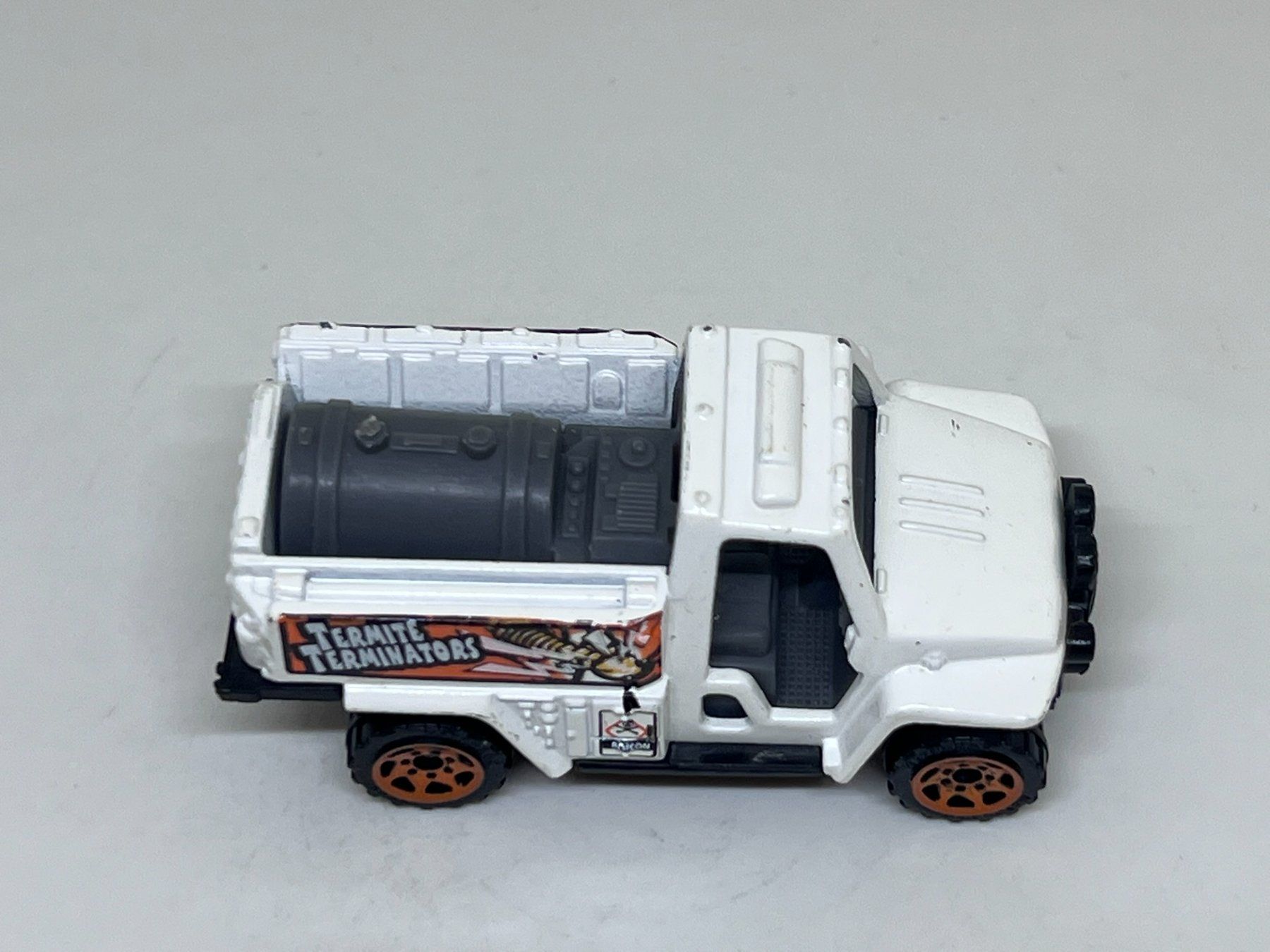 Matchbox Modellini d'auto: Matchbox Foam Fire Truck #780 – Usato da Wildegg venduto da LaaBoutique 1